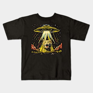 Shocked Cat and UFO Invasion Kids T-Shirt